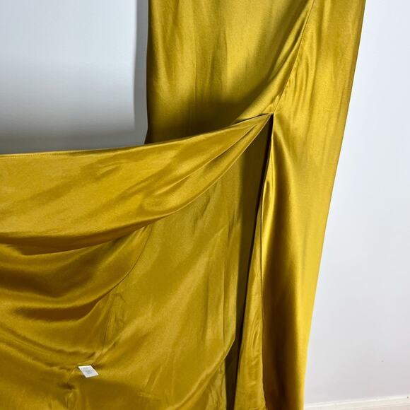 The Sei Sz 4 Off-The-Shoulder Silk Maxi Dress - Picture 6 of 11